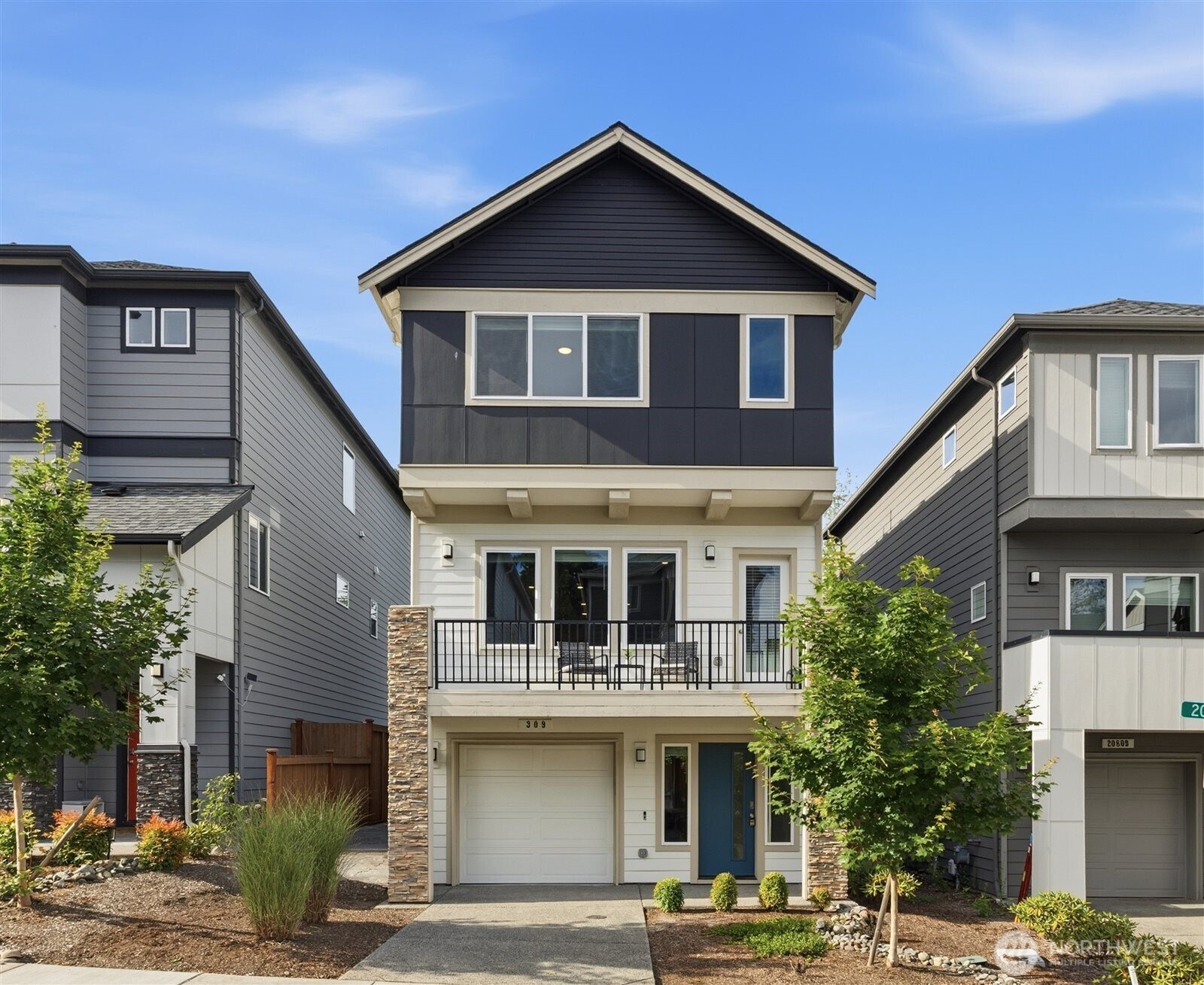 309 207th Place Southeast Bothell, WA 98012 - Photo 2 of 38