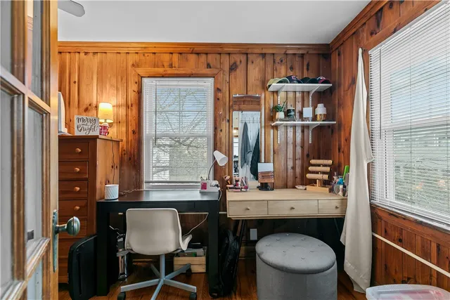 $2,800 | 31 West Narragansett Avenue, Unit 2, Newport, RI 02840