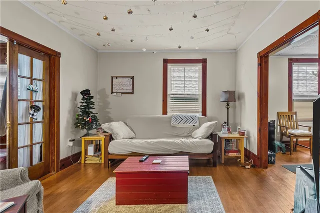 $2,800 | 31 West Narragansett Avenue, Unit 2, Newport, RI 02840