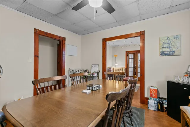 $2,800 | 31 West Narragansett Avenue, Unit 2, Newport, RI 02840