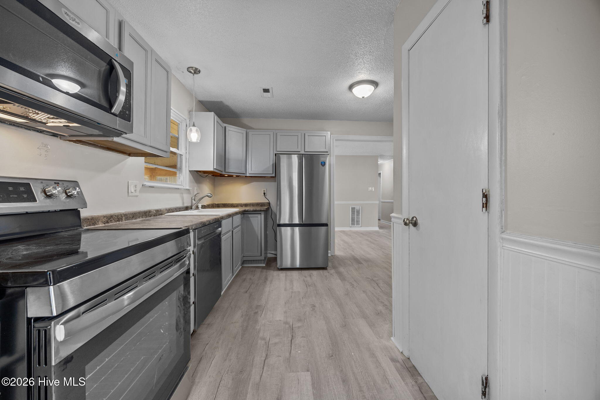 2706 Country Club Road Jacksonville, NC 28546 - Photo 9 of 43 22-web-or-mls-2706 Country Club Rd. 42