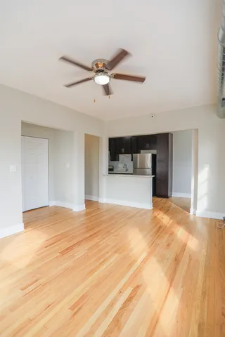 $1,495 | 2712 North Milwaukee Avenue, Unit 211, Chicago, IL 60647