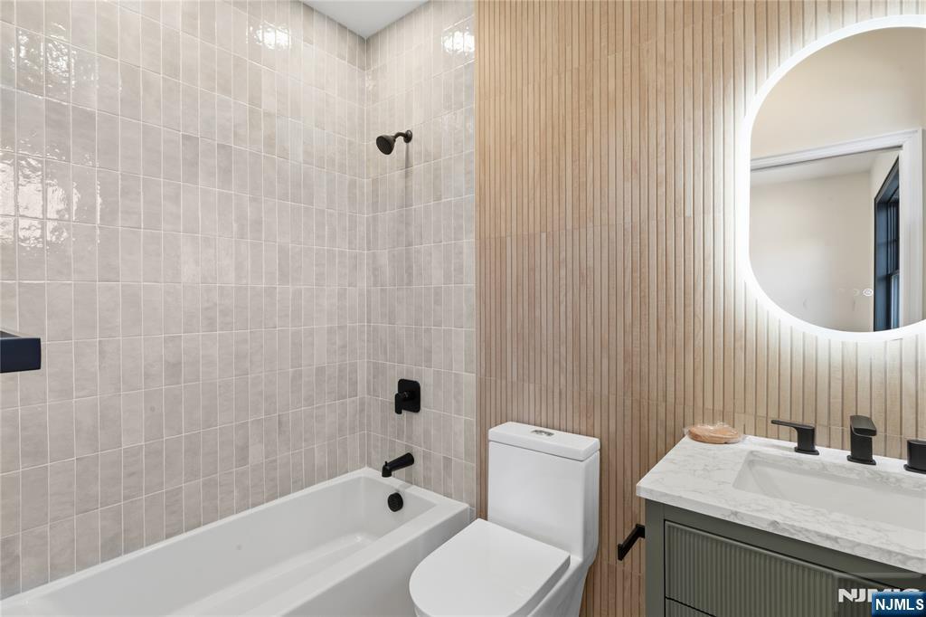 803 Marshall Road River Vale, NJ 07675 - Photo 26 of 44