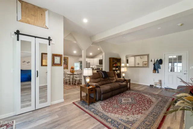 $450,000 | 2087 Fodderstack Mountain Loop, Greeneville, TN 37745