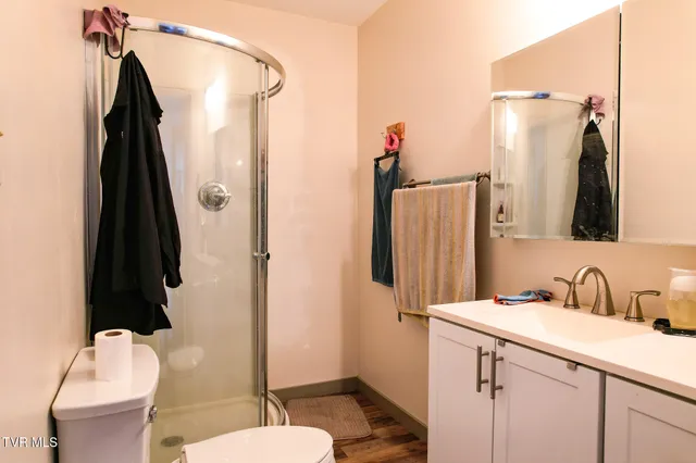 $450,000 | 2087 Fodderstack Mountain Loop, Greeneville, TN 37745