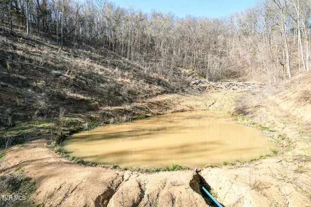 $450,000 | 2087 Fodderstack Mountain Loop, Greeneville, TN 37745