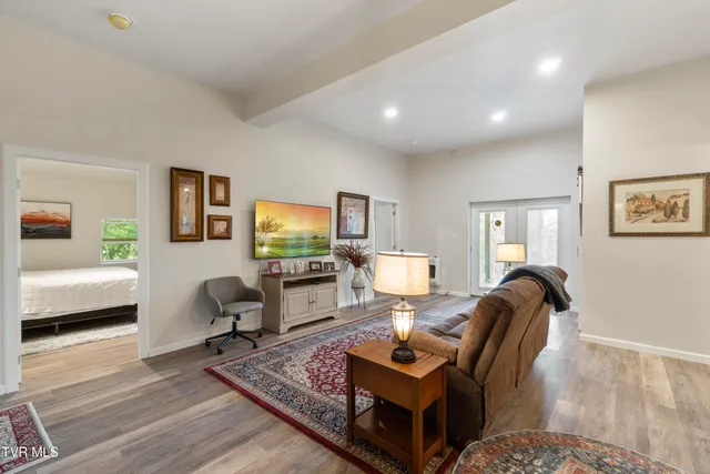 $450,000 | 2087 Fodderstack Mountain Loop, Greeneville, TN 37745