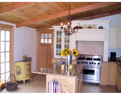 38 South Acton Road Stow, MA 01775 - Photo 9 of 18