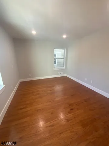 $2,900 | 68 Main Street, Unit 1, Newark, NJ 07105