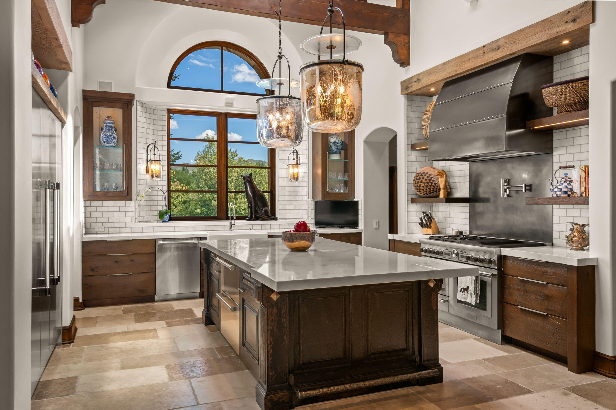 121 Feather Lane Hailey, ID 83333 - Photo 15 of 49 Chef's Kitchen