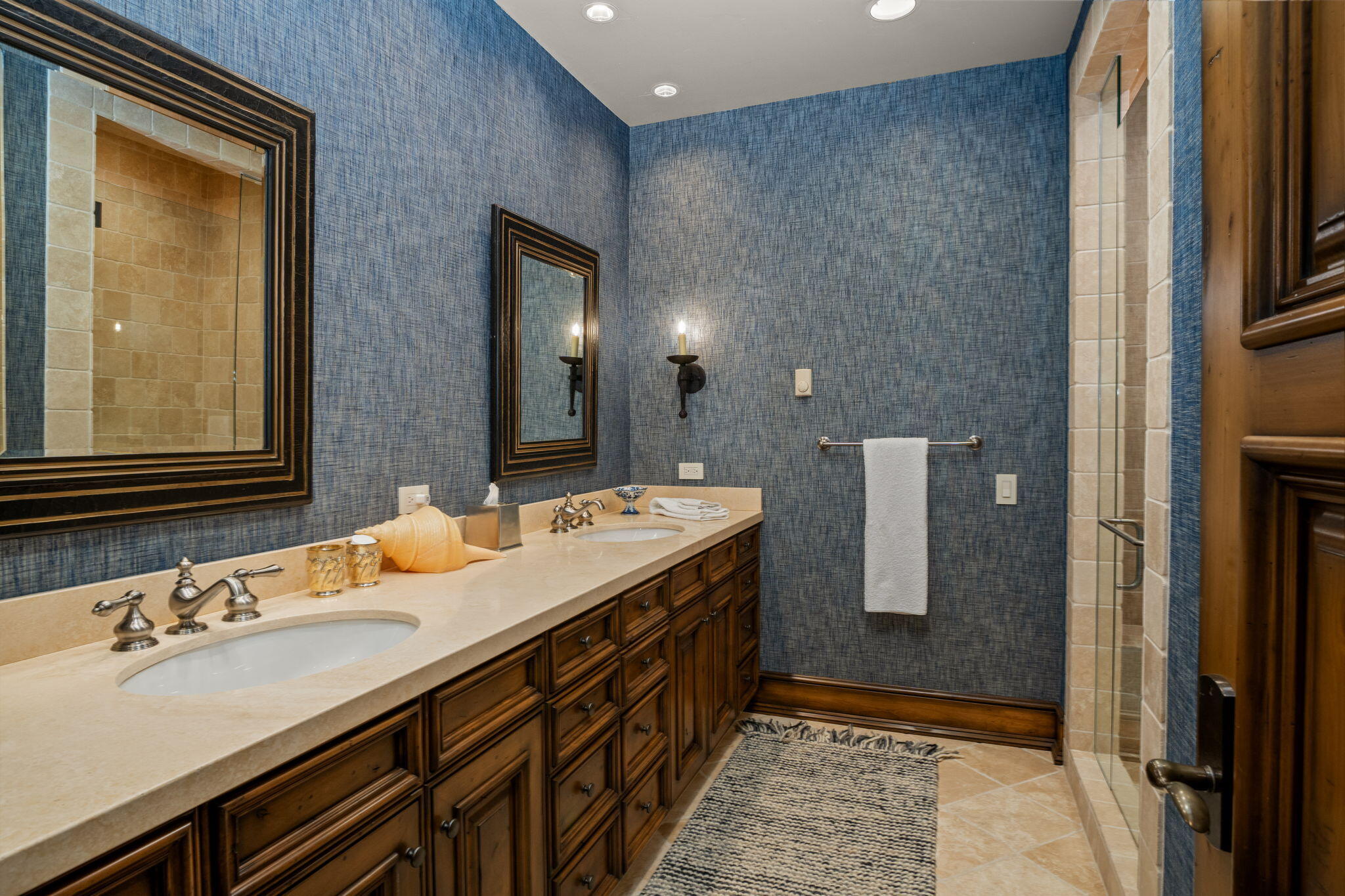 121 Feather Lane Hailey, ID 83333 - Photo 33 of 49 Guest Bathroom