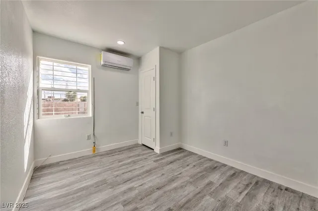 $1,095 | 339 North 10th Street, Unit 1, Las Vegas, NV 89101