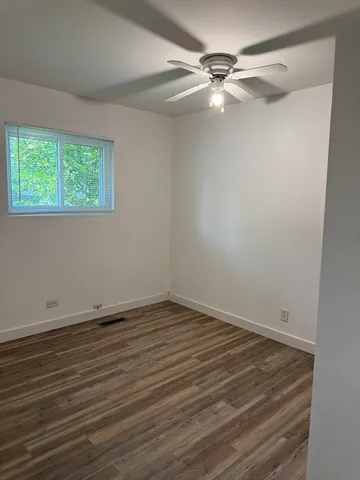 $2,950 | 533 Redwood Road, Bolingbrook, IL 60440