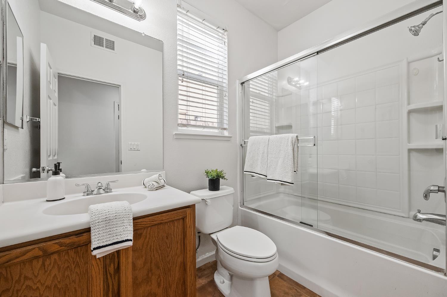 1804 Rancho Encantado Court Modesto, CA 95358 - Photo 27 of 97