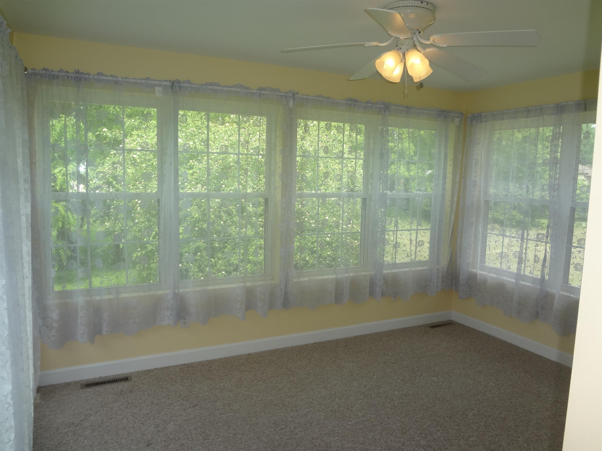 1400 Jefferson Street Rochester, IN 46975 - Photo 9 of 13