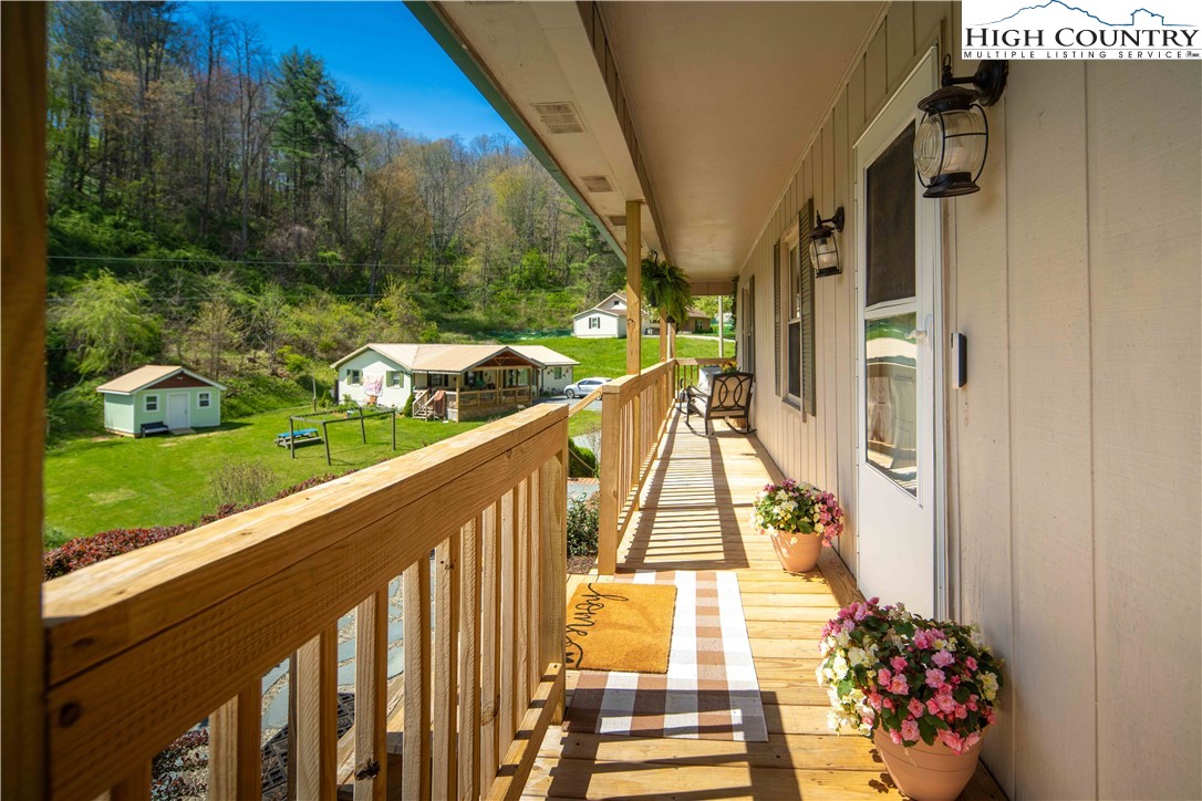 306 Green Briar Road Boone, NC 28607 - Photo 3 of 36 Gallery Image 3