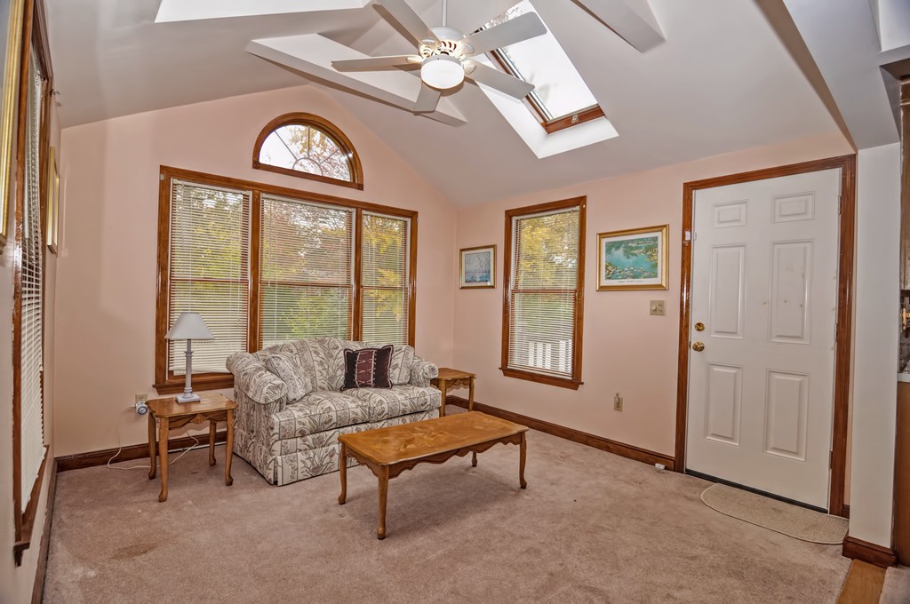 59 Arnold Road Norwood, MA 02062 - Photo 12 of 29 Gallery Image 12