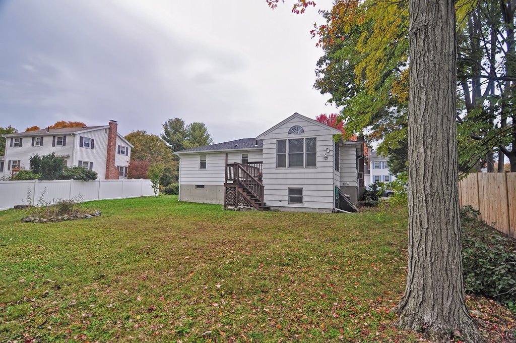 59 Arnold Road Norwood, MA 02062 - Photo 3 of 29 Gallery Image 3