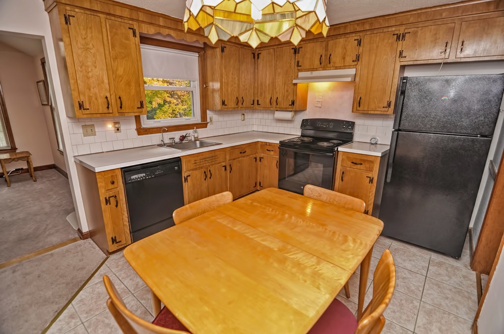 59 Arnold Road Norwood, MA 02062 - Photo 7 of 29 Gallery Image 7