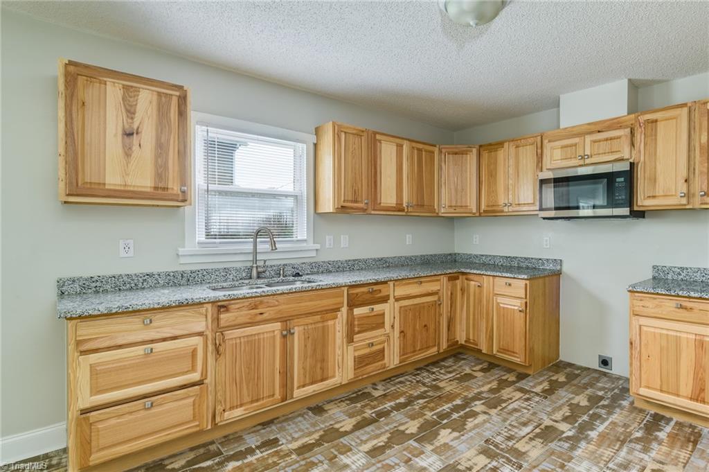 2002 McConnell Road Greensboro, NC 27401 - Photo 7 of 28 Gallery Image 7