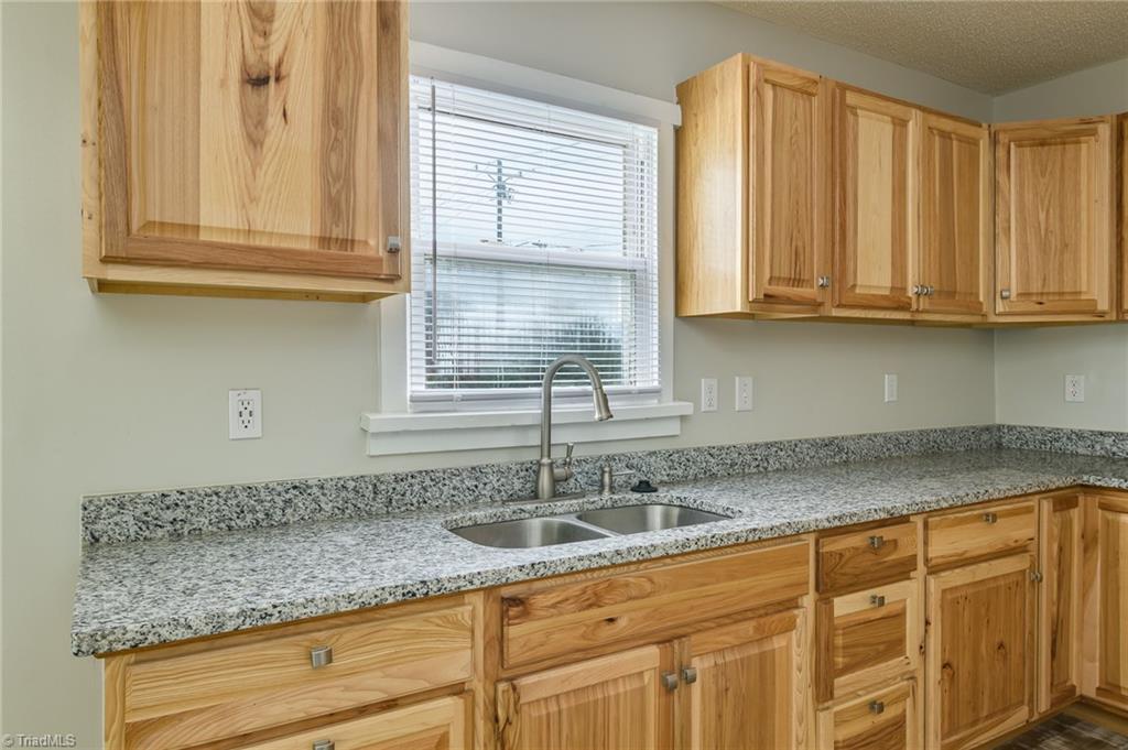 2002 McConnell Road Greensboro, NC 27401 - Photo 9 of 28 Gallery Image 9
