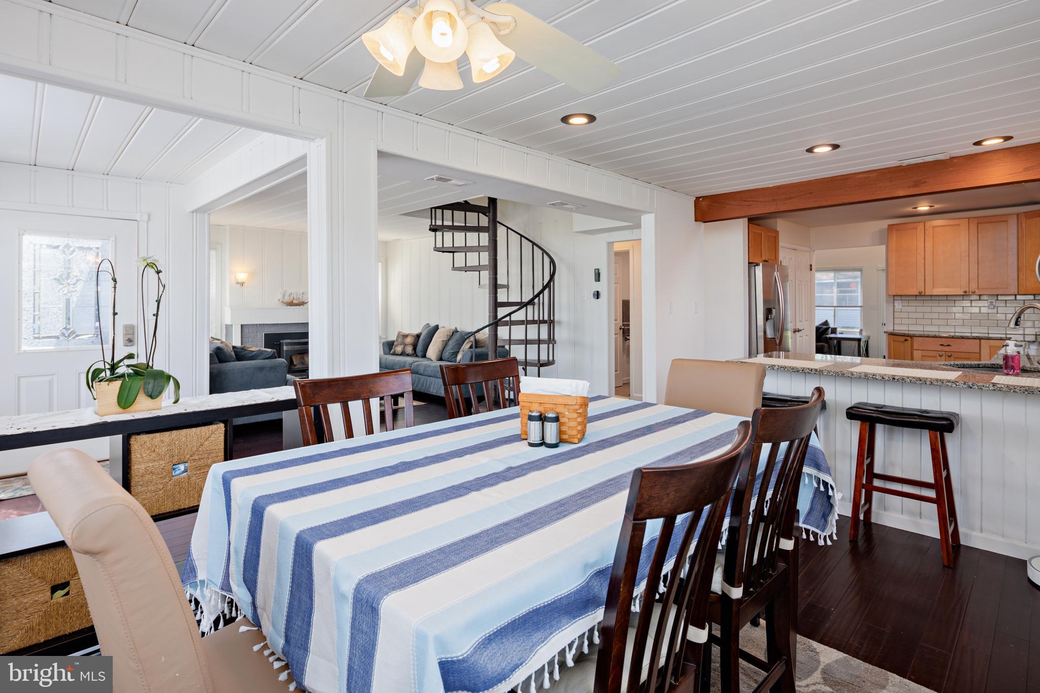 313 Cadle Avenue Edgewater, MD 21037 - Photo 15 of 62