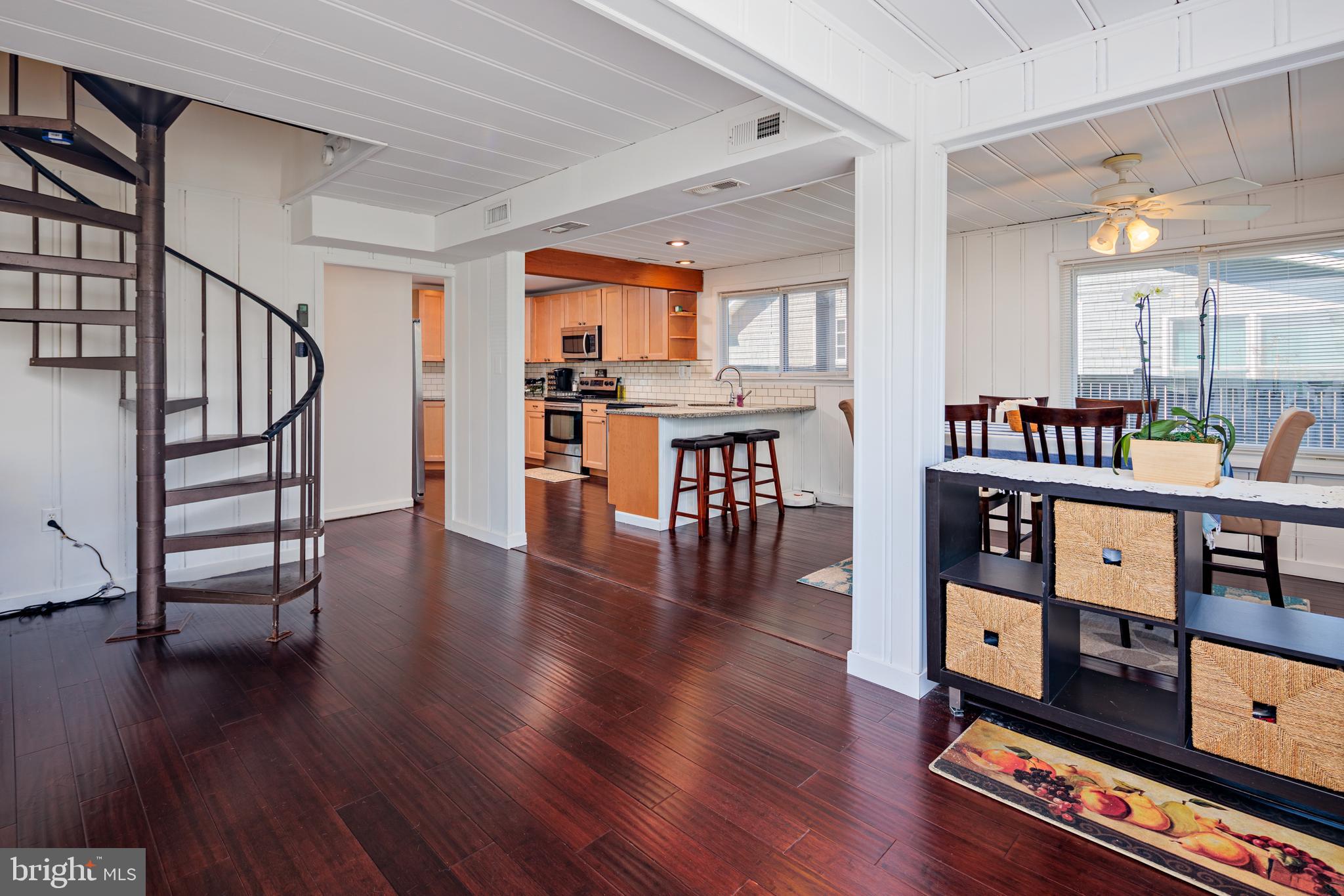 313 Cadle Avenue Edgewater, MD 21037 - Photo 6 of 62