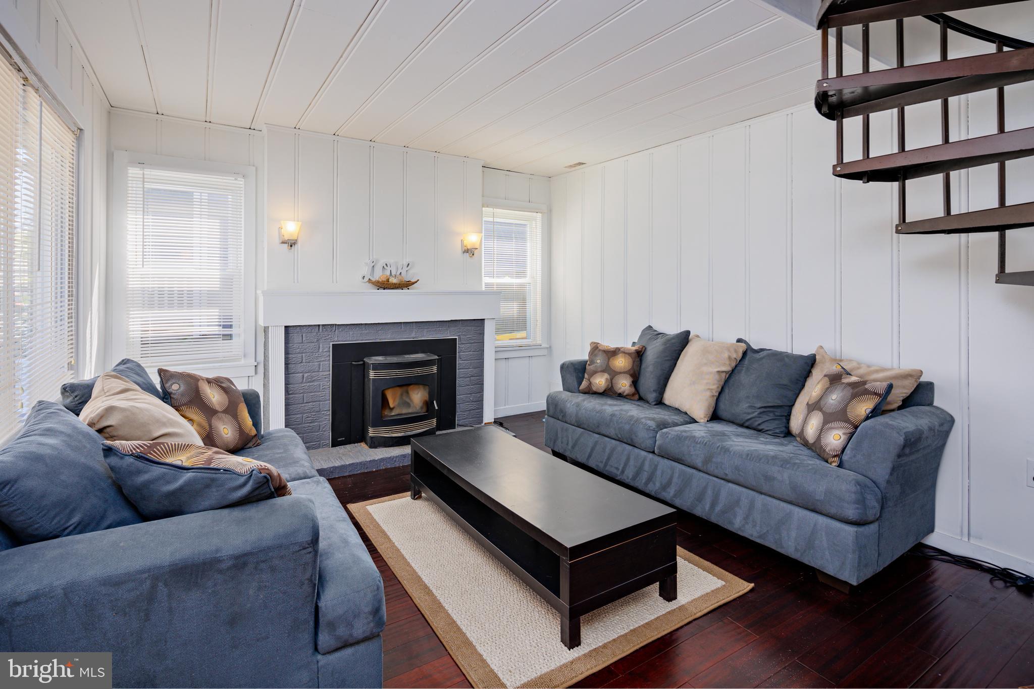 313 Cadle Avenue Edgewater, MD 21037 - Photo 9 of 62