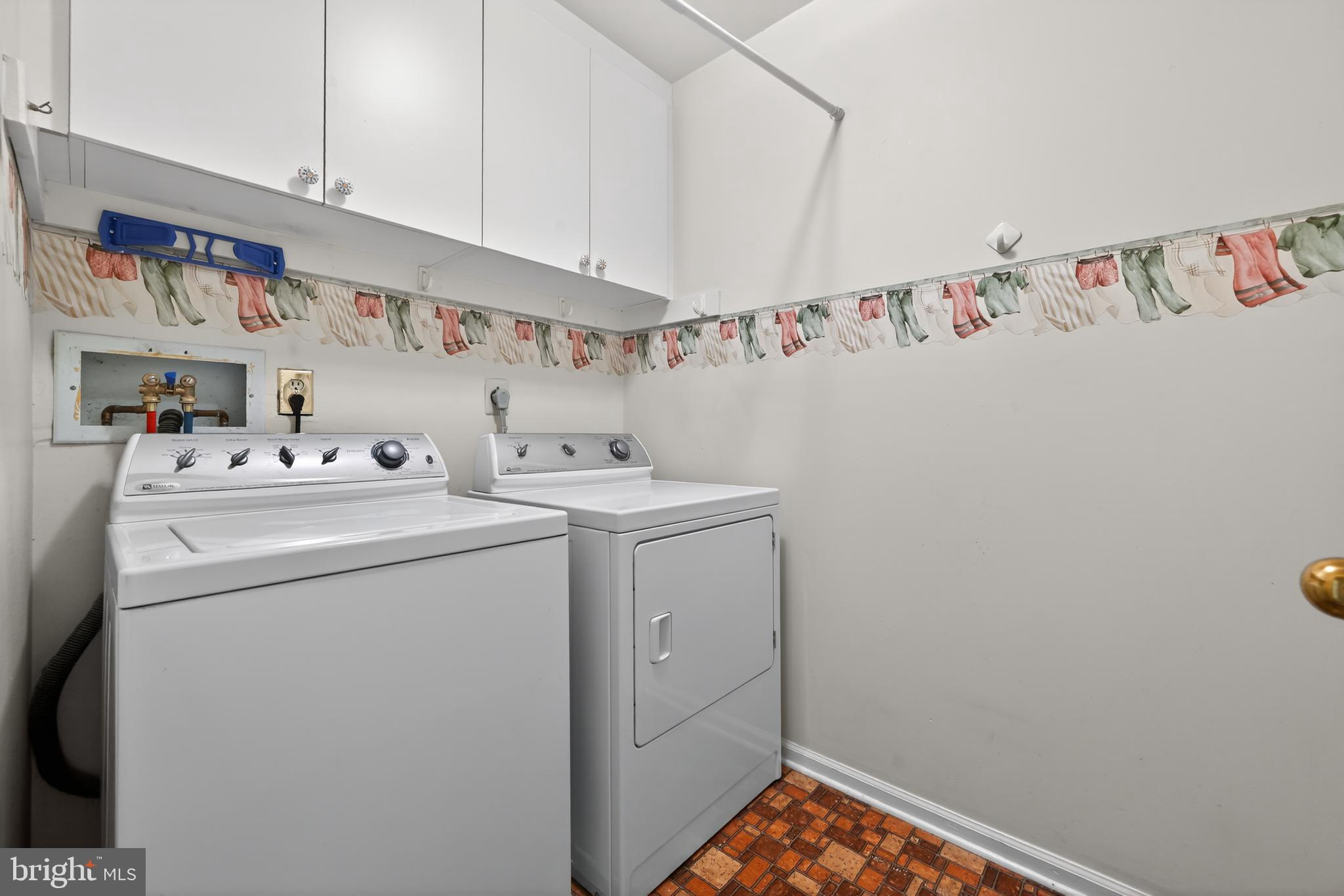 62 Harlow Circle Ambler, PA 19002 - Photo 19 of 22 Second floor laundry