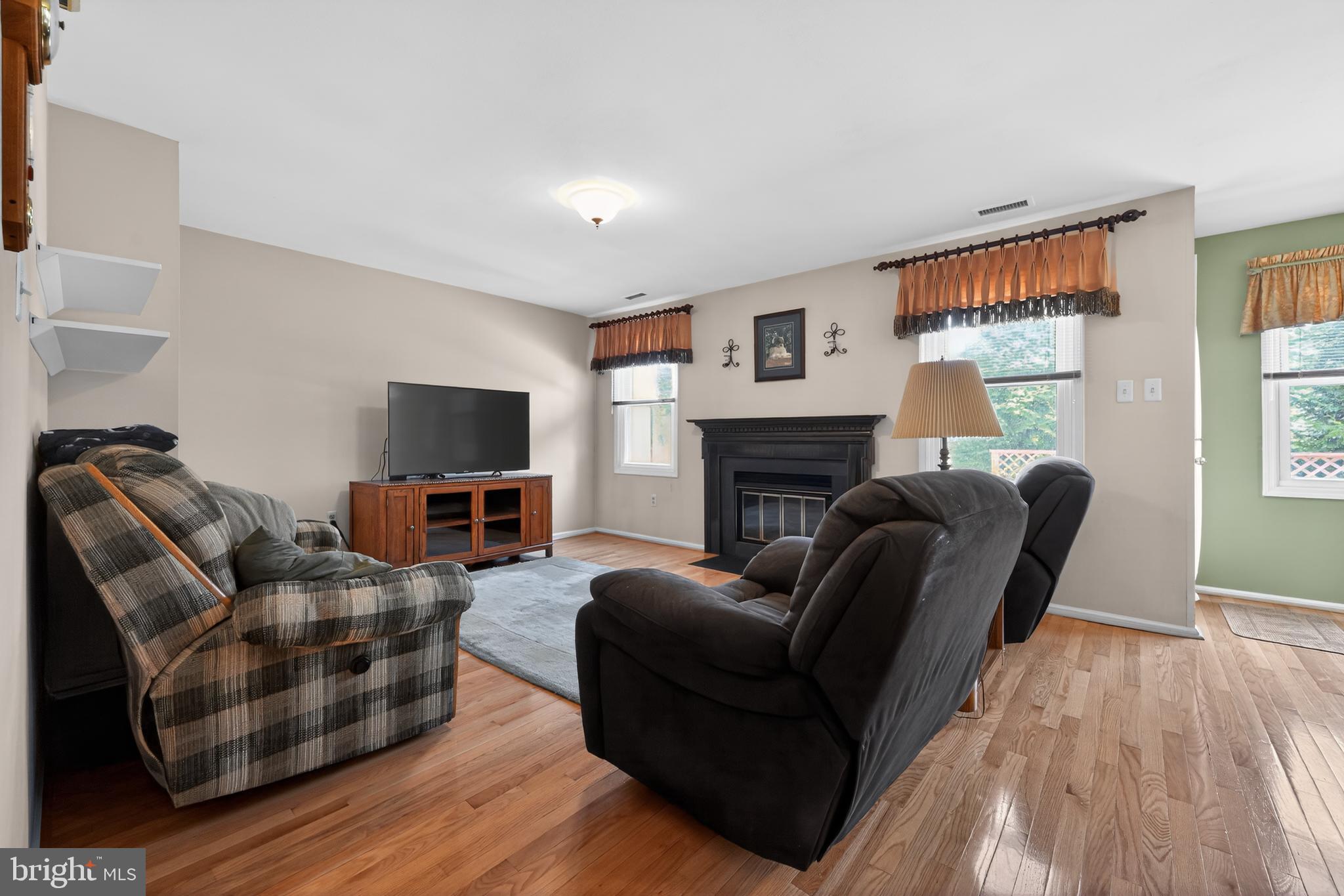 62 Harlow Circle Ambler, PA 19002 - Photo 7 of 22 Family room