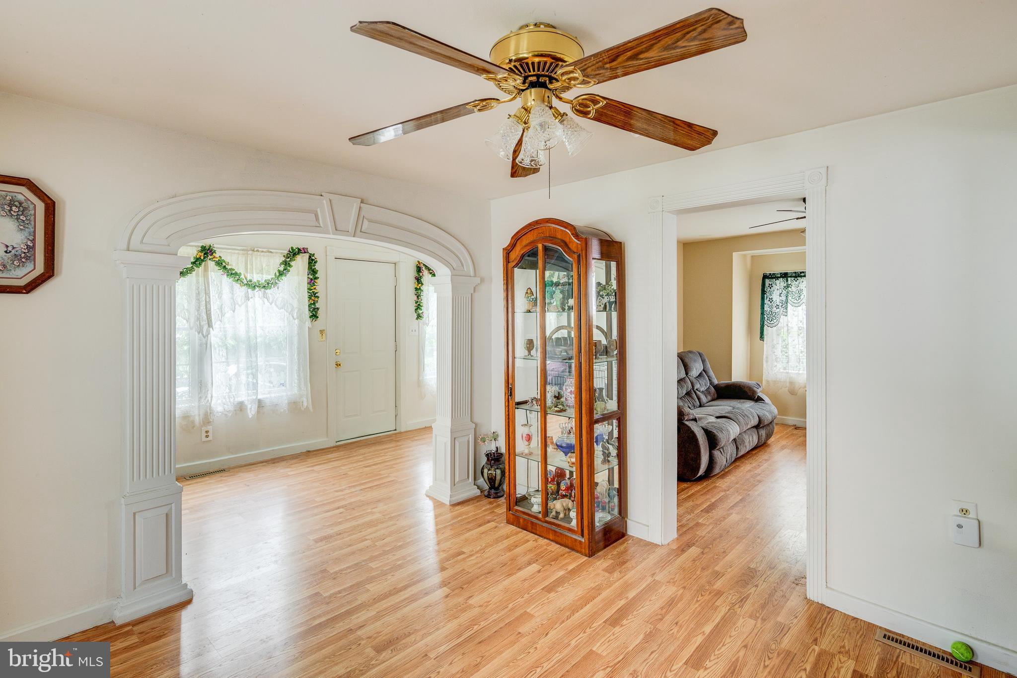 9 McKee Road Gibbsboro, NJ 08026 - Photo 9 of 23 Beautiful original archways