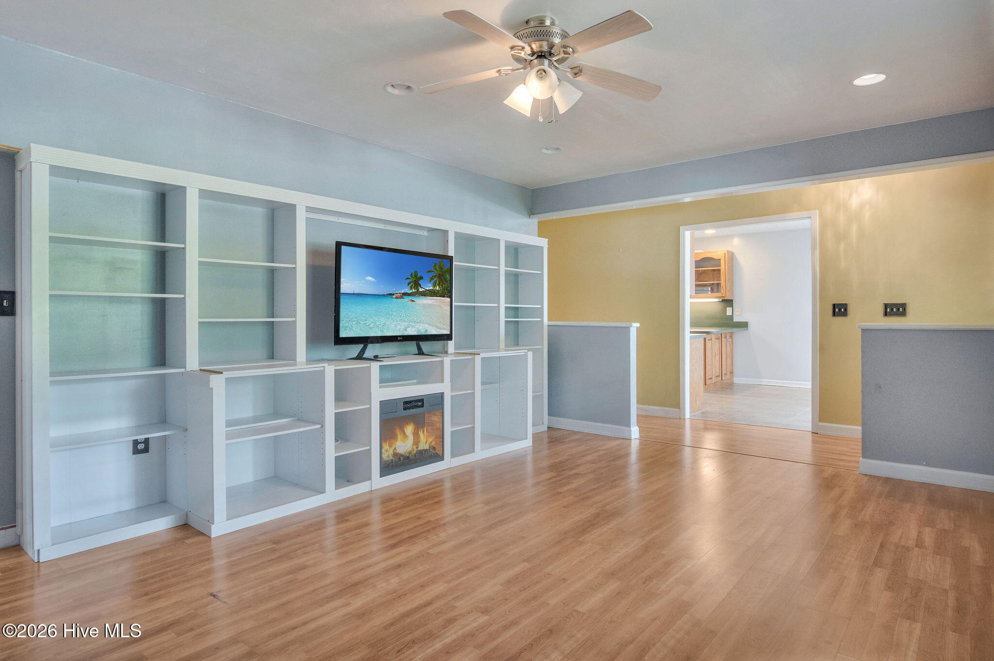 116 Jones Street Holly Ridge, NC 28445 - Photo 8 of 42