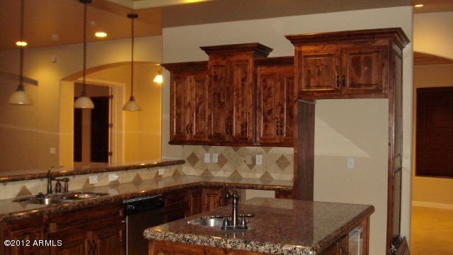3322 West Irvine Road Phoenix, AZ 85086 - Photo 12 of 20 Kitchen