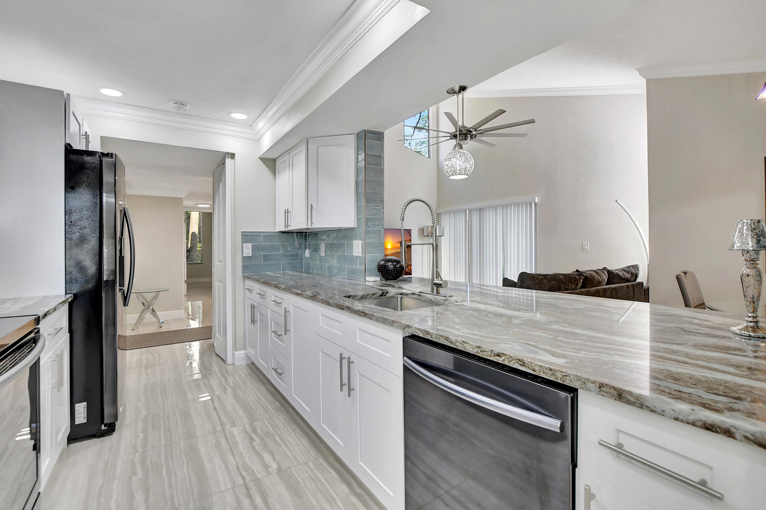 1061 Northwest 13th Street, Unit 4 Boca Raton, FL 33486 - Photo 11 of 26 kitchen