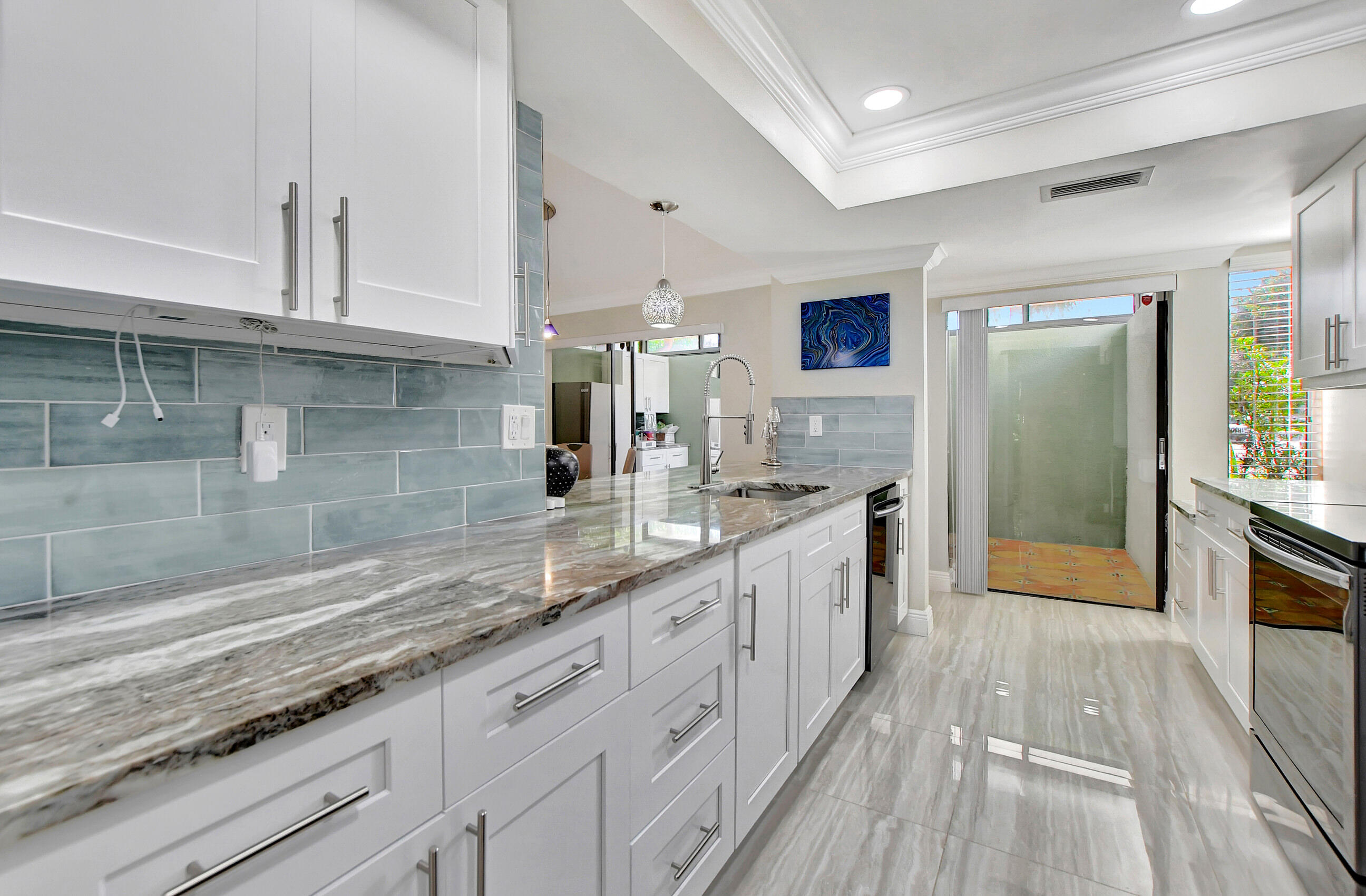 1061 Northwest 13th Street, Unit 4 Boca Raton, FL 33486 - Photo 12 of 26 kitchen