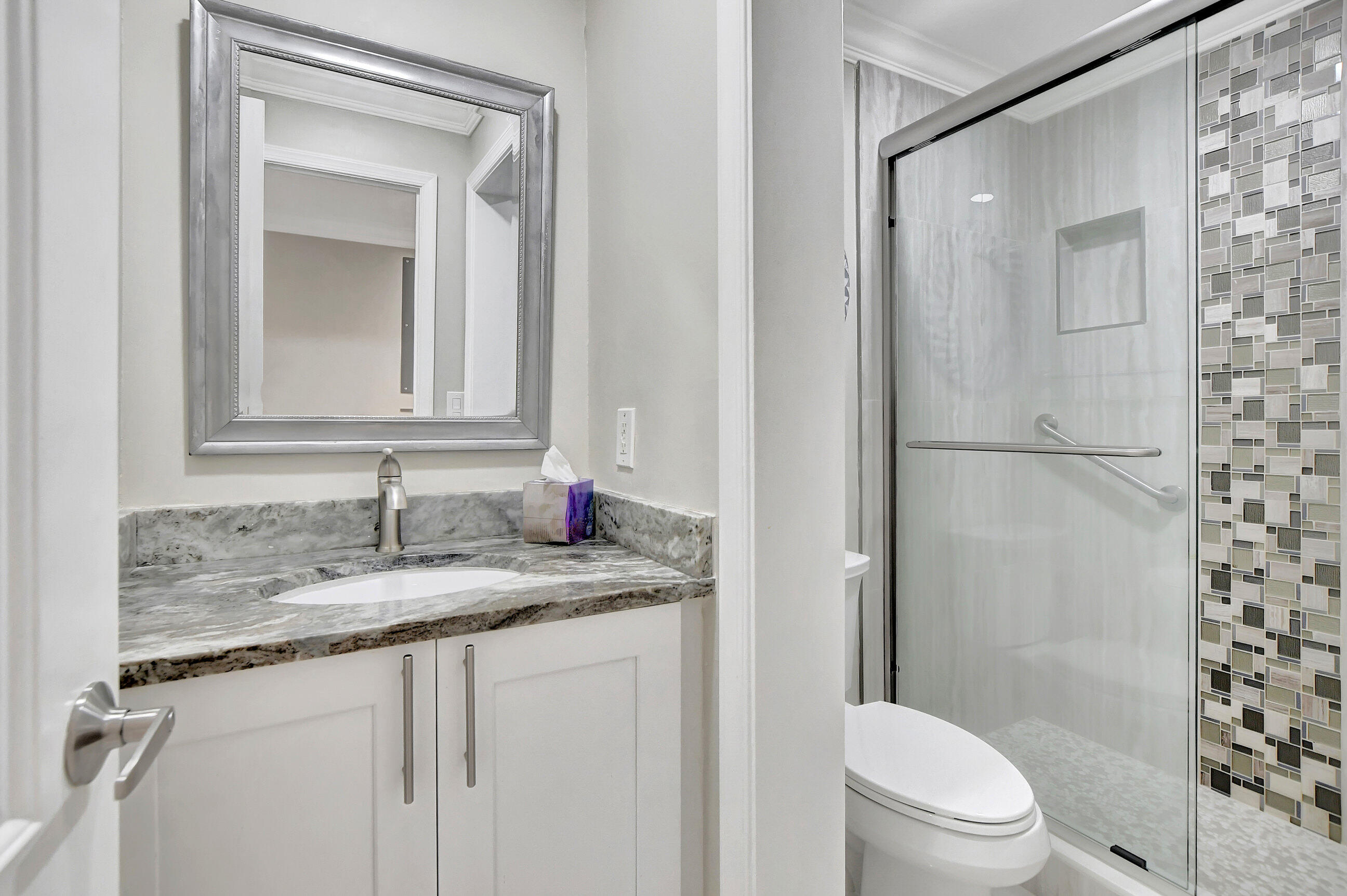 1061 Northwest 13th Street, Unit 4 Boca Raton, FL 33486 - Photo 21 of 26 2nd bathroom