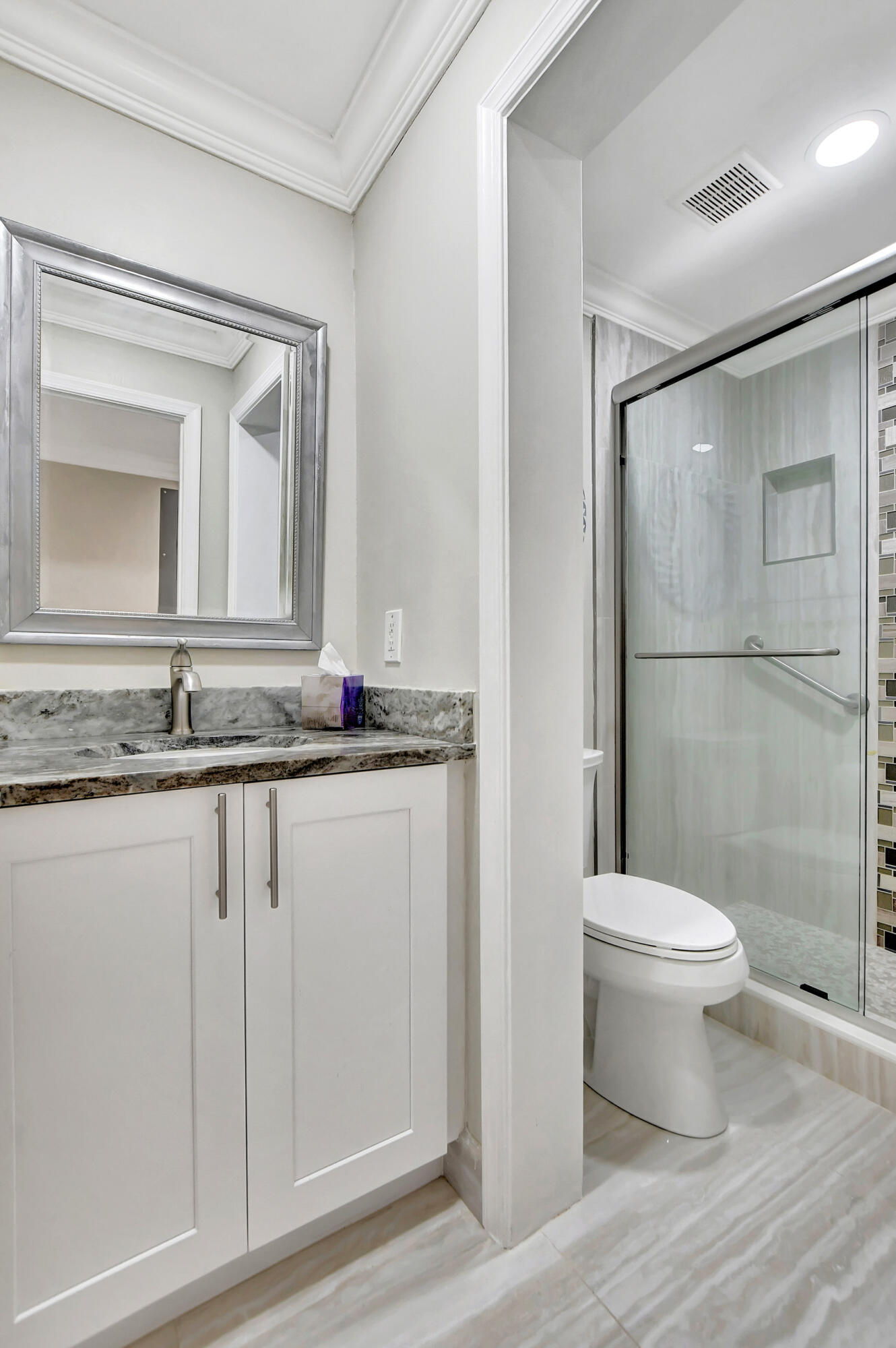 1061 Northwest 13th Street, Unit 4 Boca Raton, FL 33486 - Photo 22 of 26 2nd bathroom