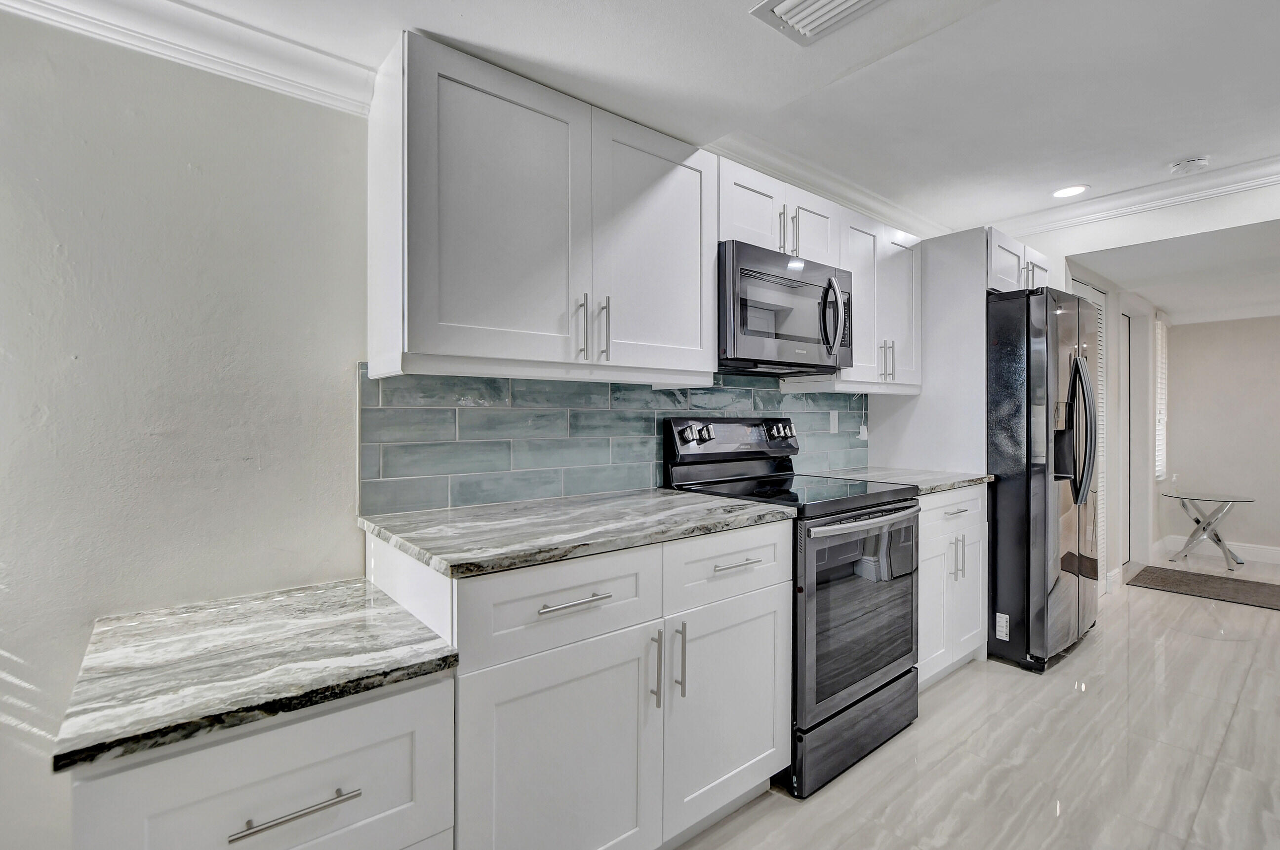 1061 Northwest 13th Street, Unit 4 Boca Raton, FL 33486 - Photo 9 of 26 kitchen