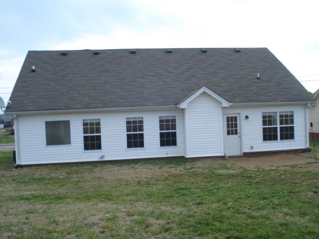2006 Patrick Way Spring Hill, TN 37174 - Photo 2 of 10 Gallery Image 2