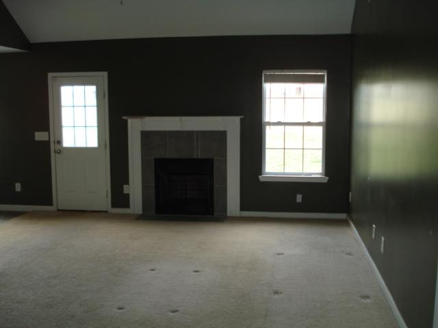 2006 Patrick Way Spring Hill, TN 37174 - Photo 3 of 10 Gallery Image 3