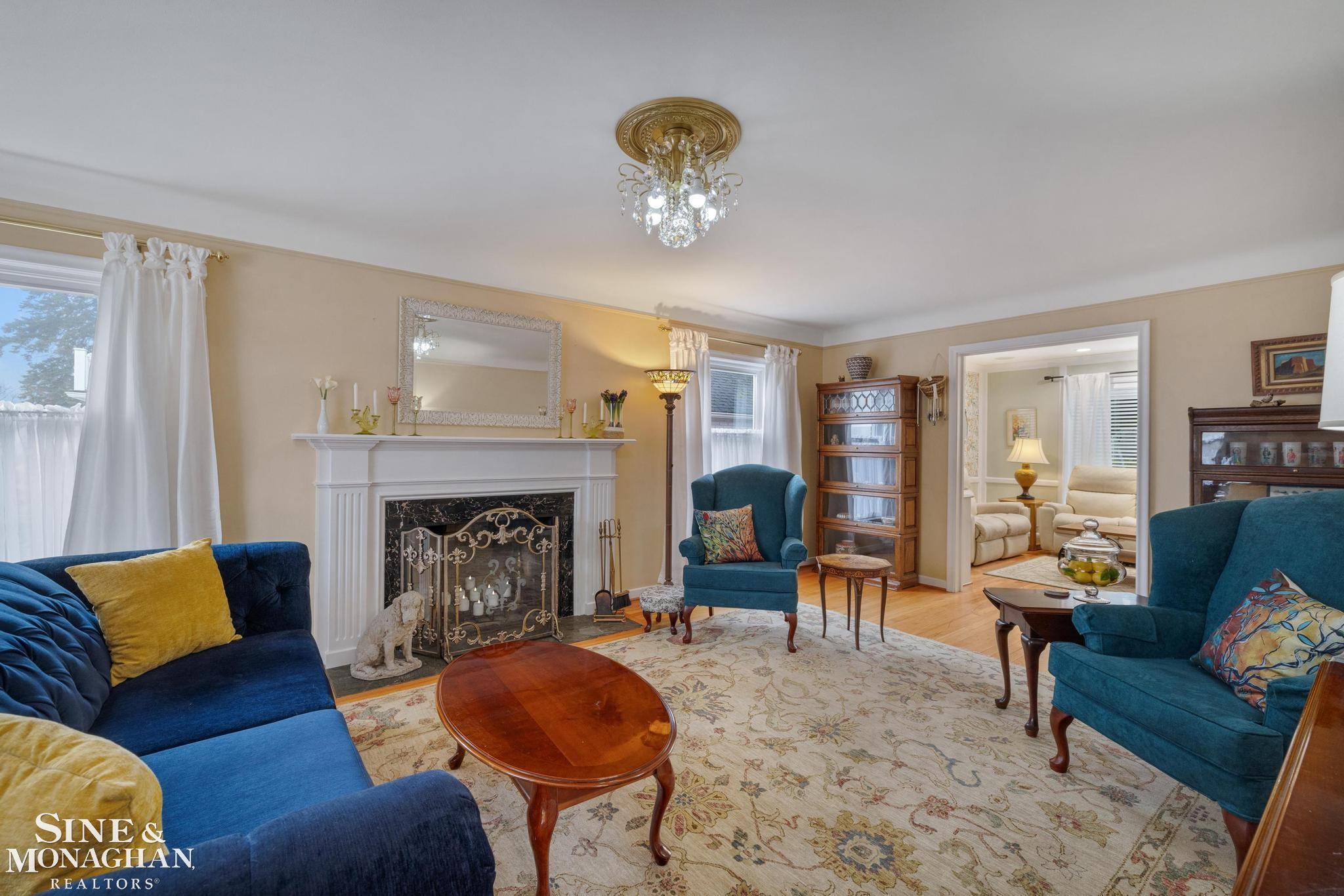 171 Merriweather Road Grosse Pointe Farms, MI 48236 - Photo 7 of 51