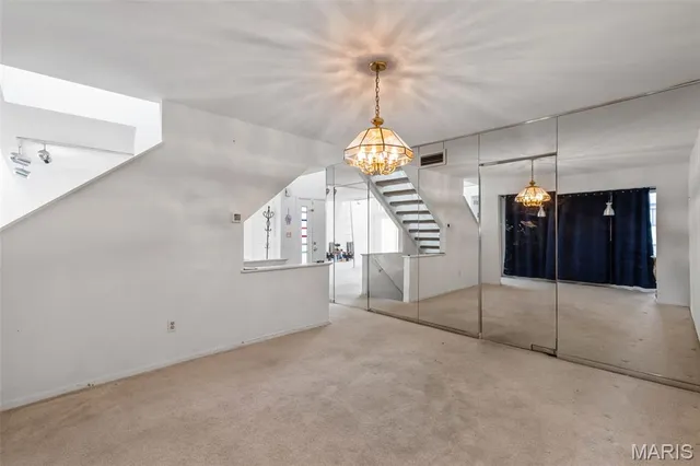 $225,000 | 11538 Sandy View Drive, Unit 212, St. Louis, MO 63146