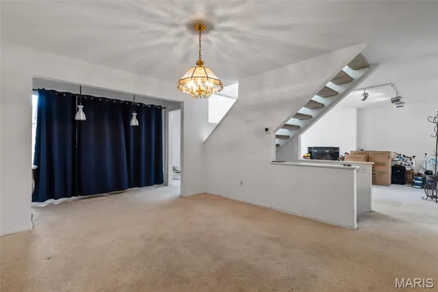 $225,000 | 11538 Sandy View Drive, Unit 212, St. Louis, MO 63146