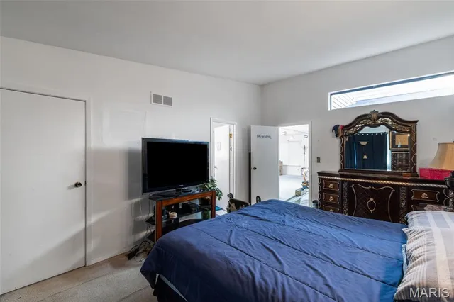 $225,000 | 11538 Sandy View Drive, Unit 212, St. Louis, MO 63146