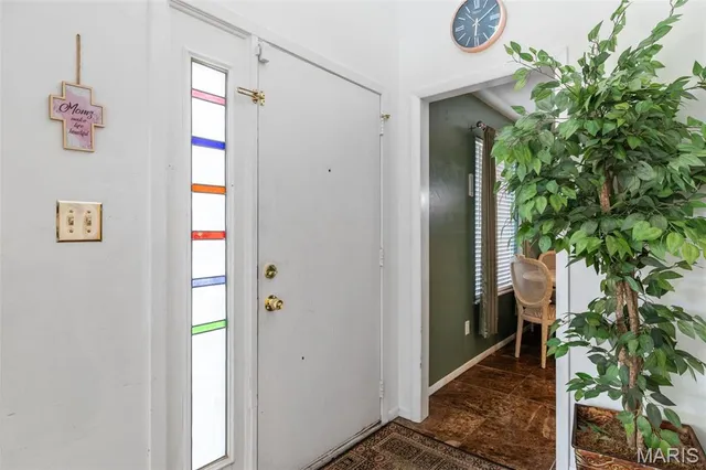 $225,000 | 11538 Sandy View Drive, Unit 212, St. Louis, MO 63146