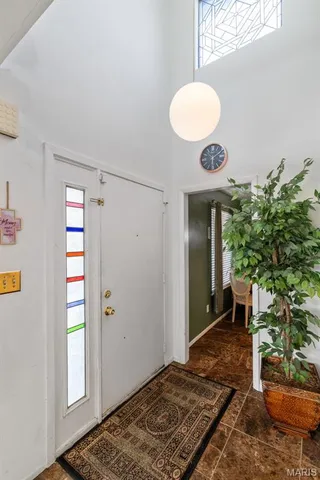 $225,000 | 11538 Sandy View Drive, Unit 212, St. Louis, MO 63146