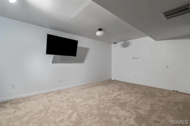 $225,000 | 11538 Sandy View Drive, Unit 212, St. Louis, MO 63146