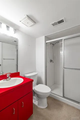 $225,000 | 11538 Sandy View Drive, Unit 212, St. Louis, MO 63146