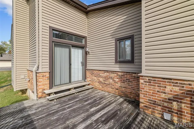 $225,000 | 11538 Sandy View Drive, Unit 212, St. Louis, MO 63146