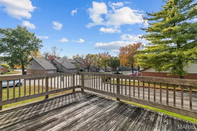 $225,000 | 11538 Sandy View Drive, Unit 212, St. Louis, MO 63146
